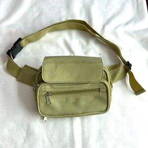 🌞 Wallet in a bum bag beige/green builtin wallet pen slot zipper pockets